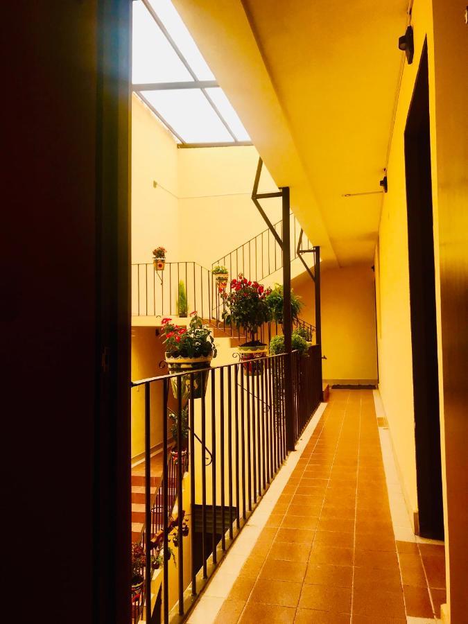 Suites Del Centro *